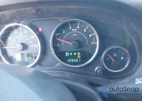 2014 Jeep Wrangler Unlimited Sport z USA, uszkodzony, nr VIN 1C4BJWDG4EL202281